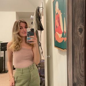 Meet your Posher, Hannah